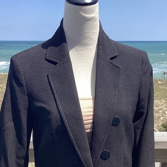 Bundle of TWO Designer Blazers - Picture 5 of 16